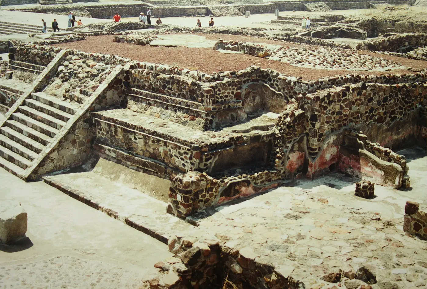 Zona arqueológica de Teotihuacán a pocos minutos del hotel